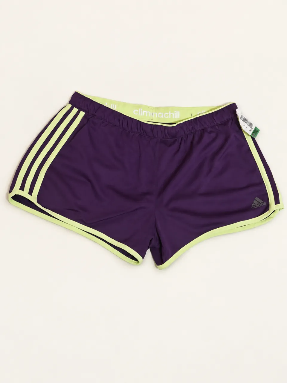 Short adidas · Talle M