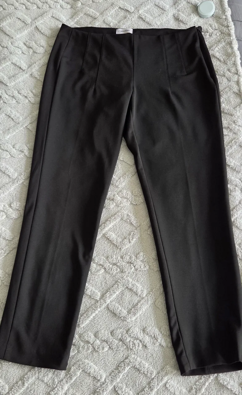 Calvin Klein · Talle M