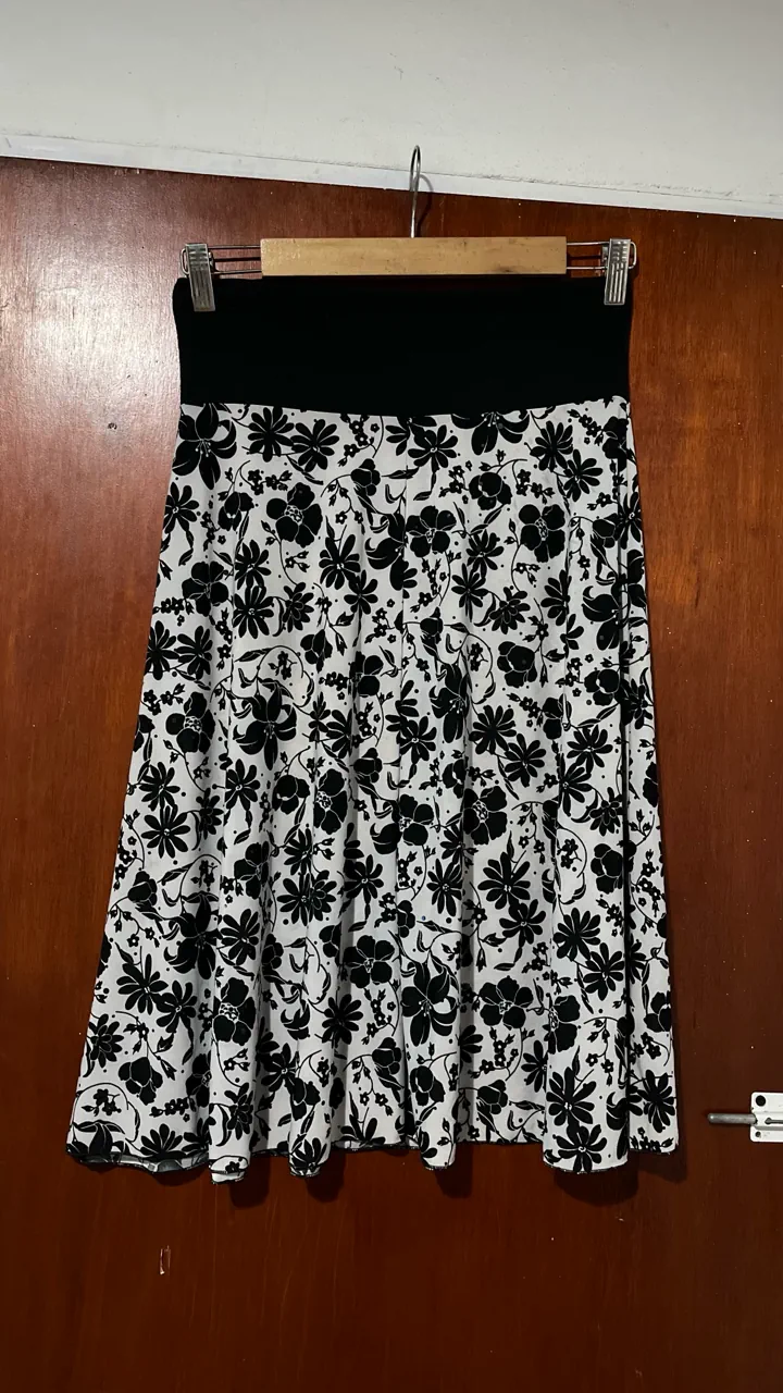 Pollera Sin marca - imagen 1