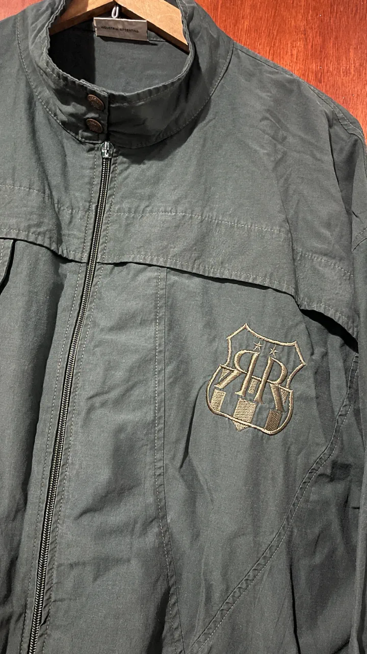 Campera A ≠ - imagen 2