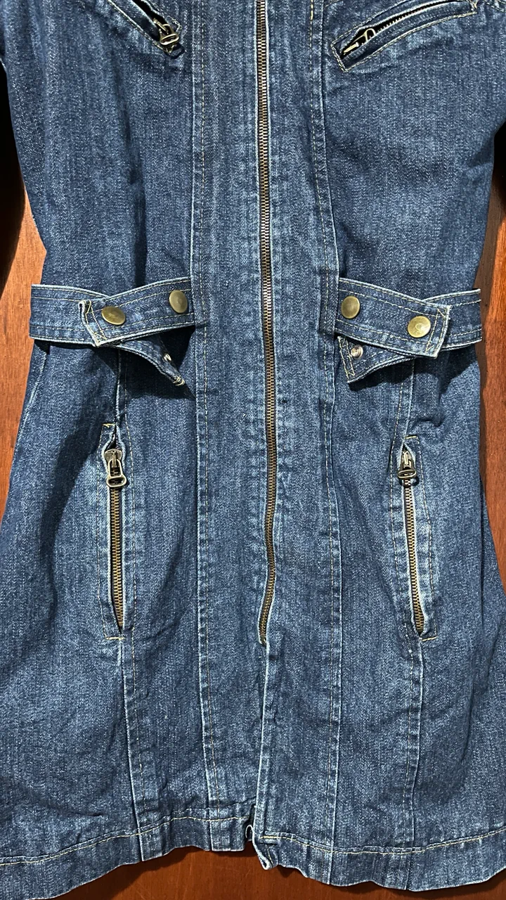 Campera A ≠ - imagen 4
