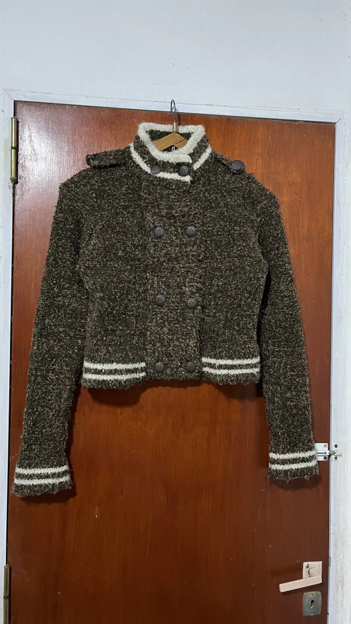 Campera A ≠ - imagen 1