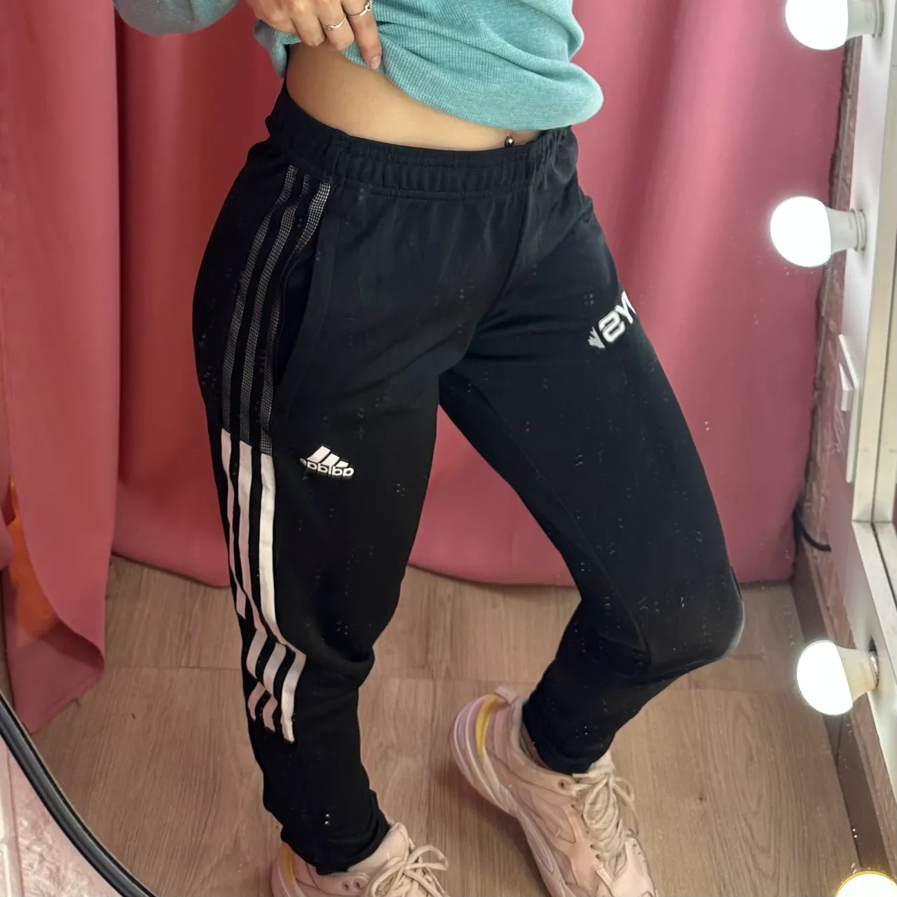 Pantalón adidas - imagen 1