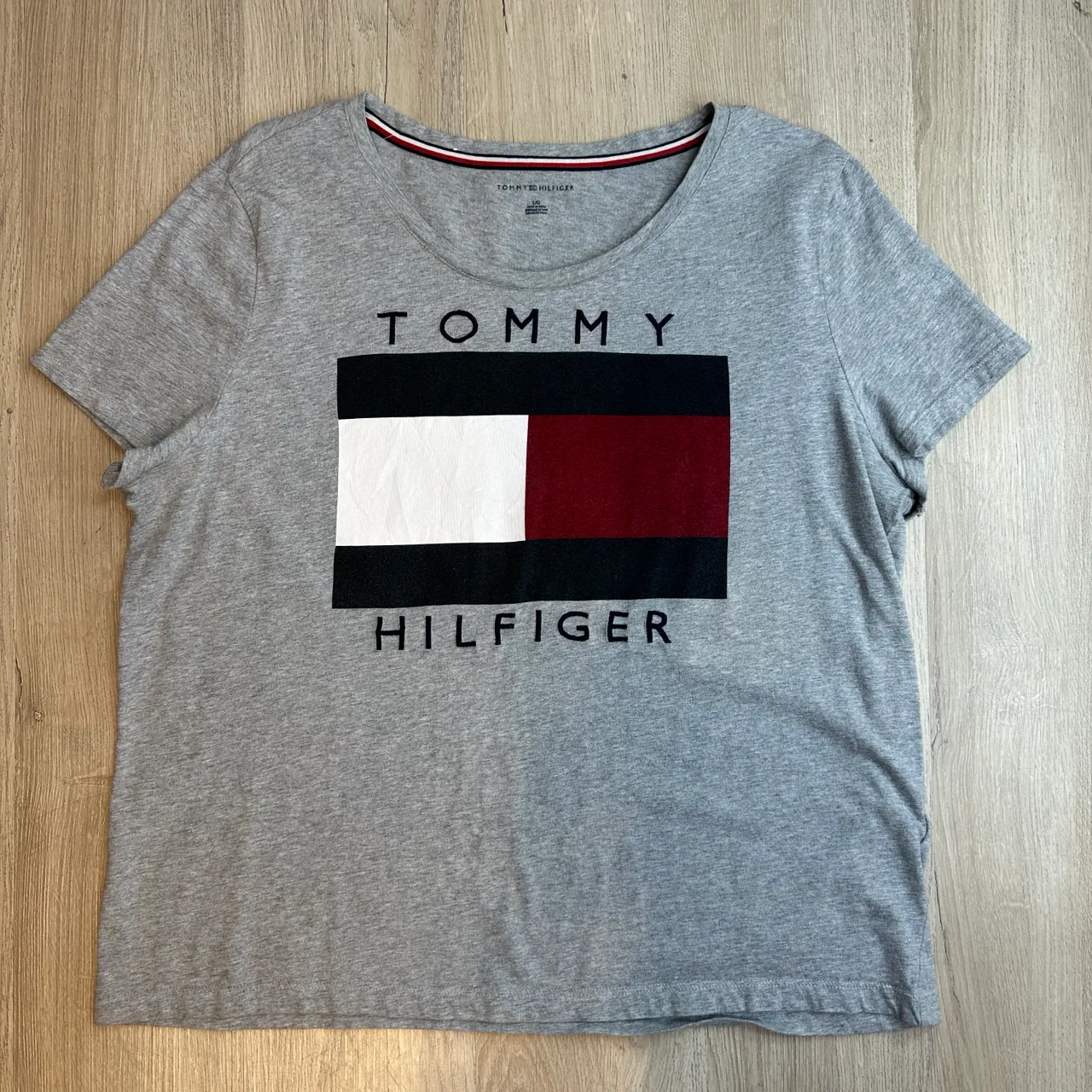 Remera Tommy Hilfiger - imagen 1