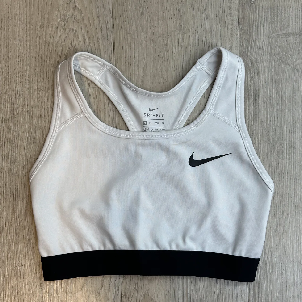 Top Nike - imagen 1