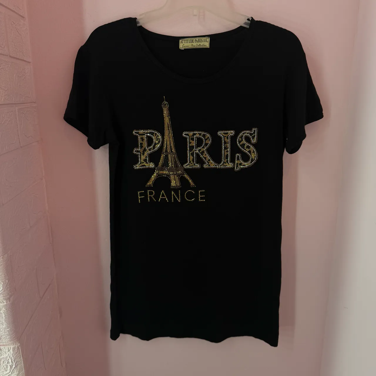 Remera Paris · Talle L