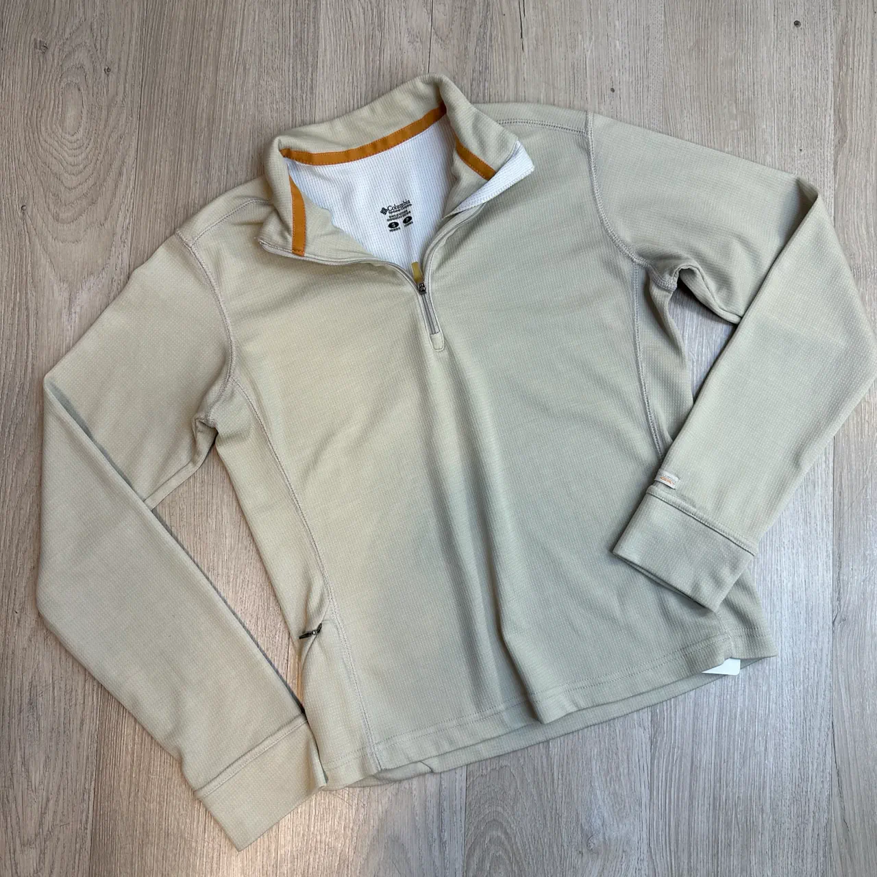 Remera Columbia - imagen 1