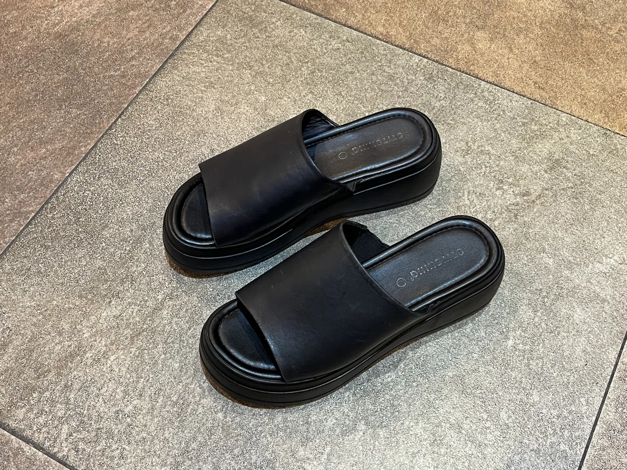 Sandalias Stitching · Talle AR 36