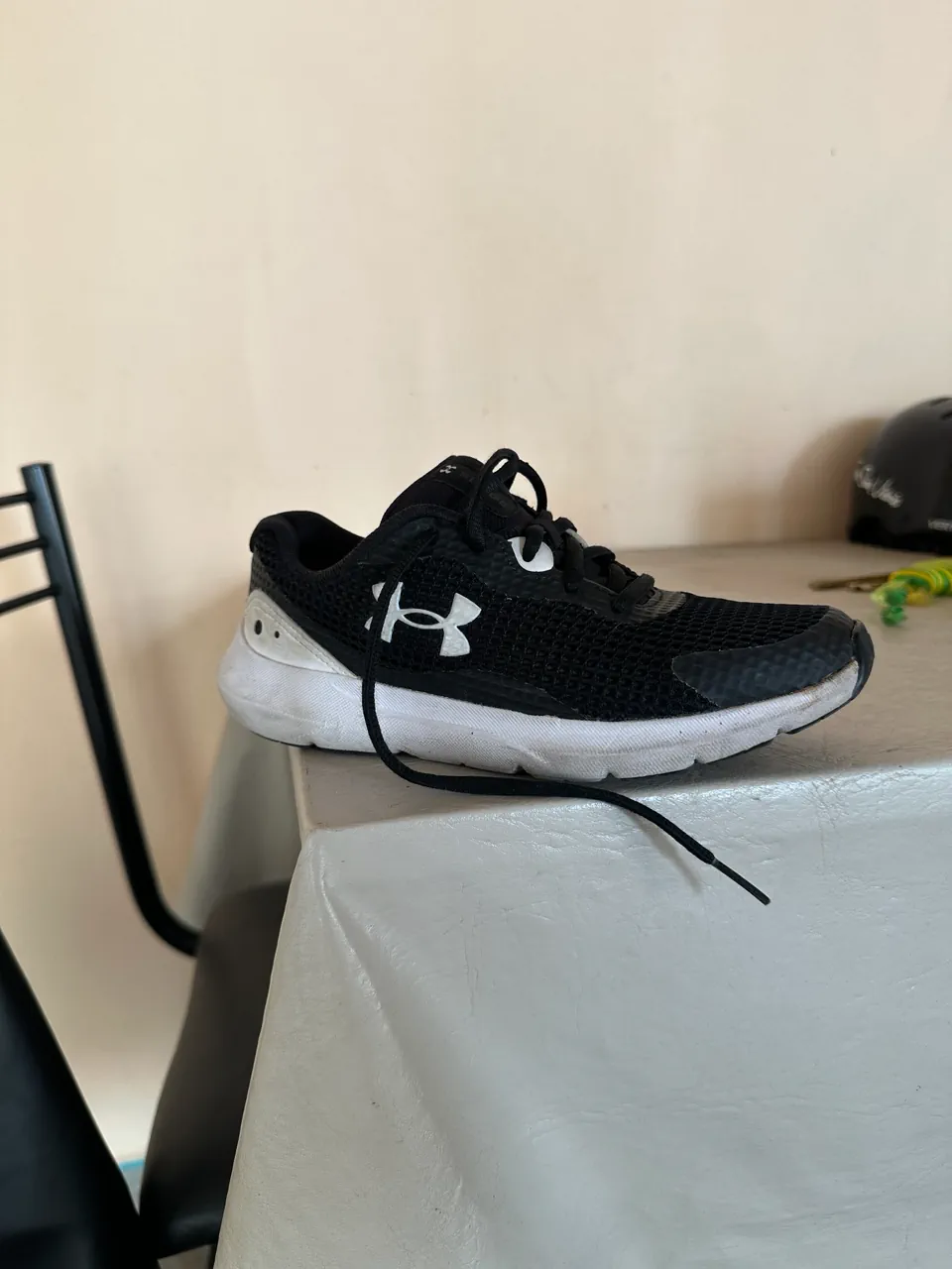 Under Armour · Talle AR 37