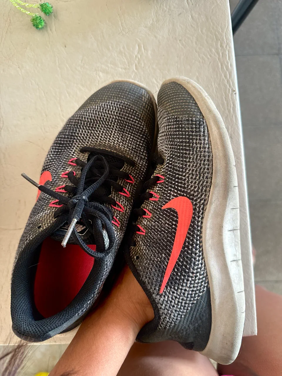 Nike · Talle AR 37