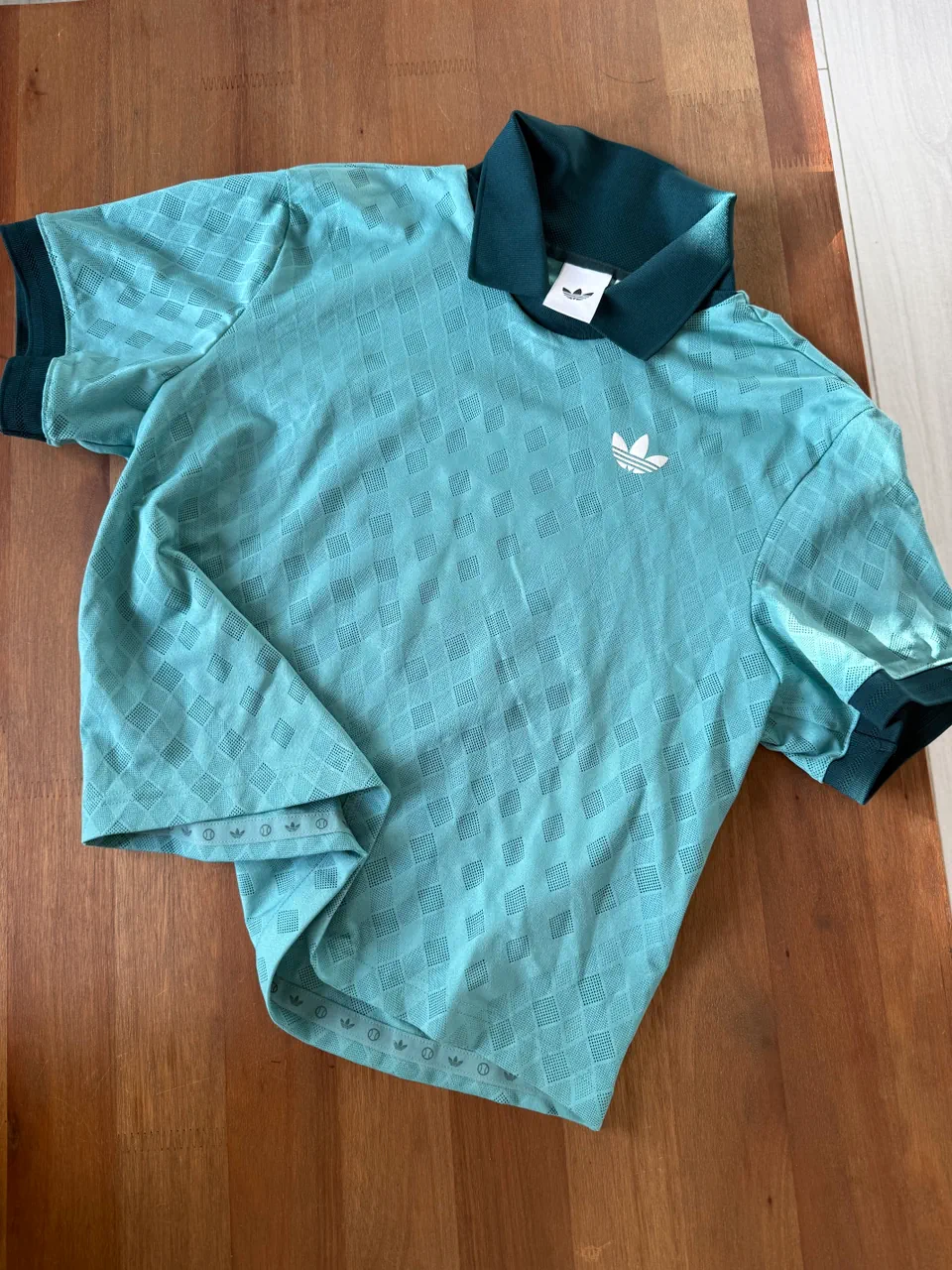 Remera adidas - imagen 1