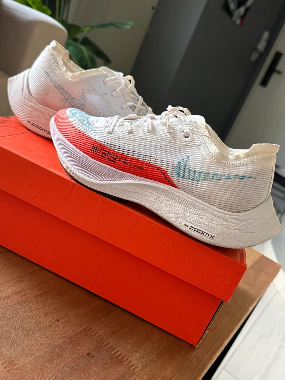 Nike · Talle AR 38