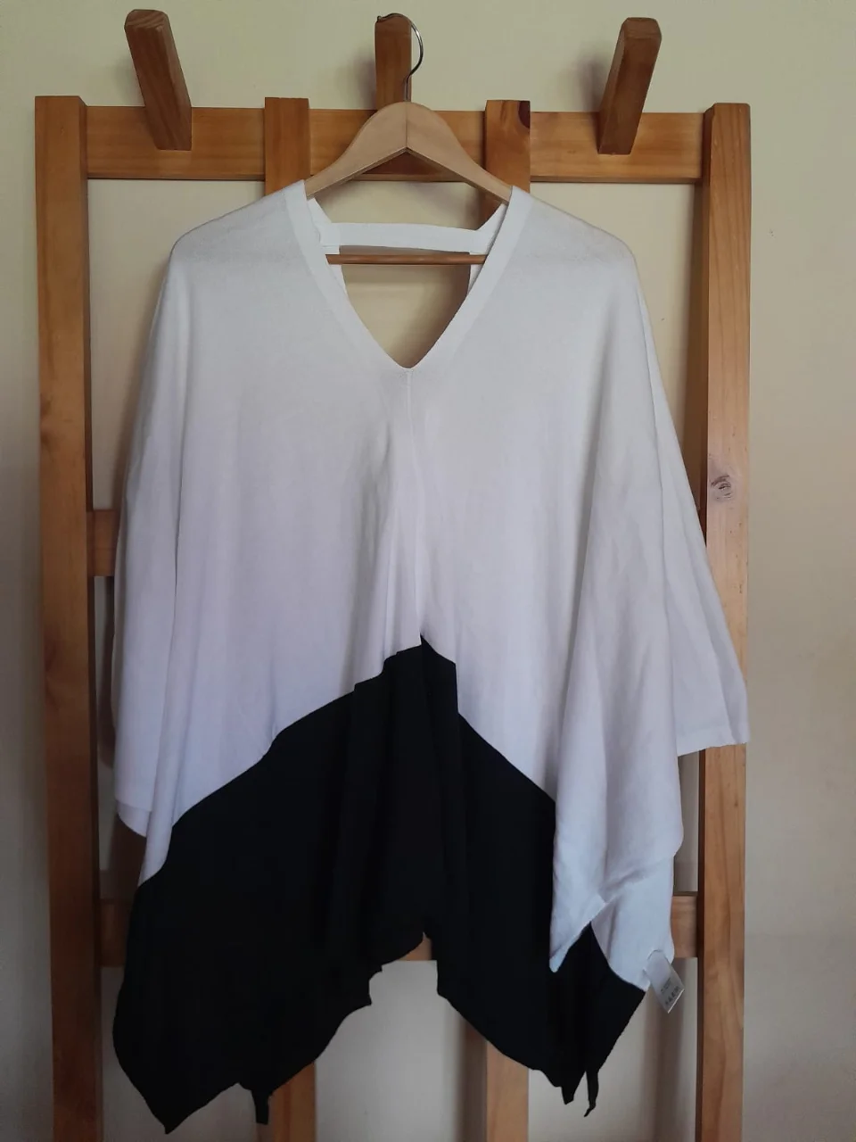 Poncho Adriana Costantini · Talle XL
