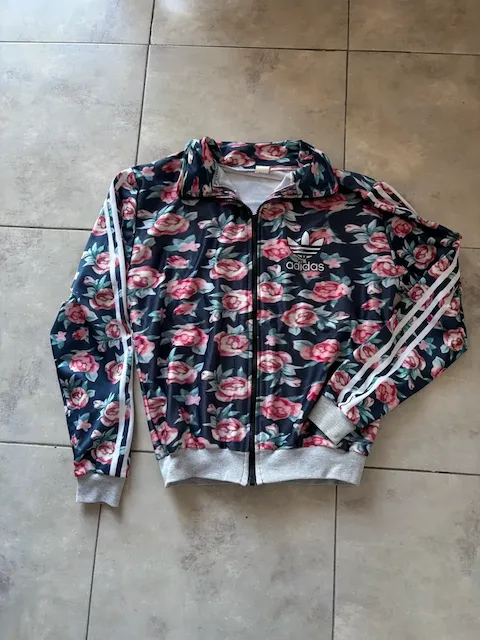 adidas · Talle M