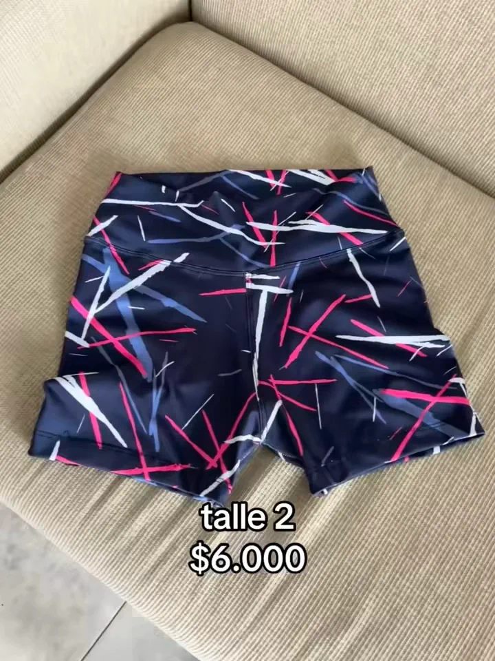 Short Showroom · Talle 2