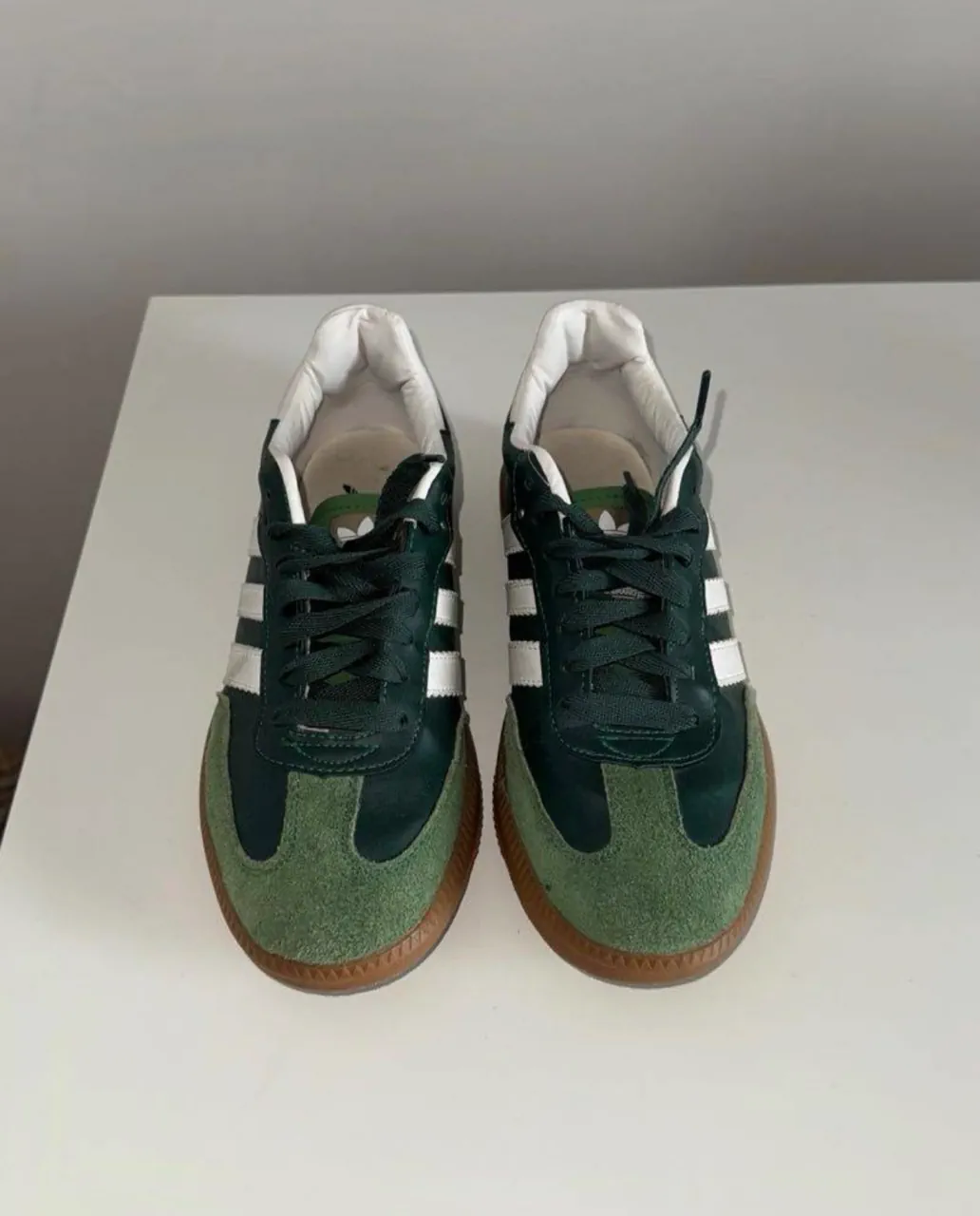 adidas · Talle AR 36