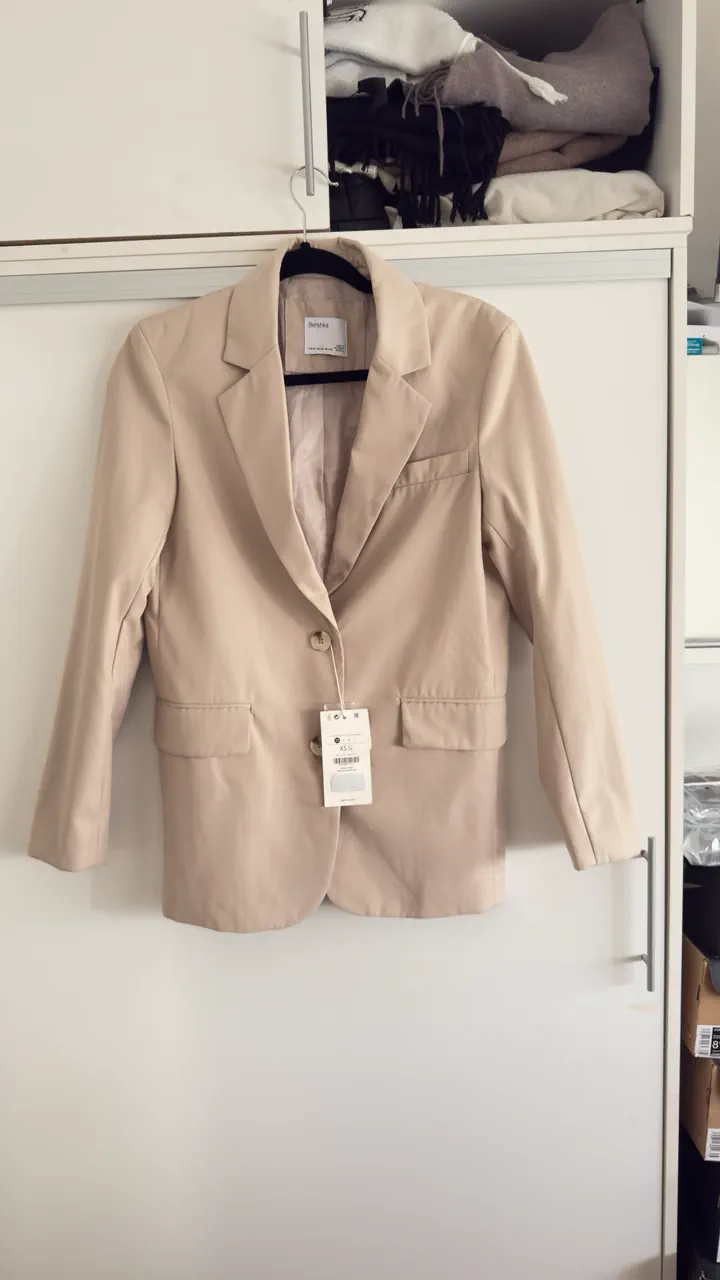 Blazer Bershka · Talle XS