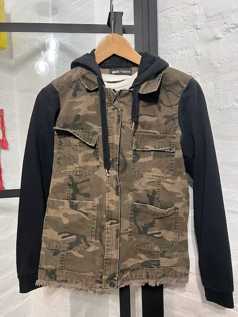 47 Street · Talle S