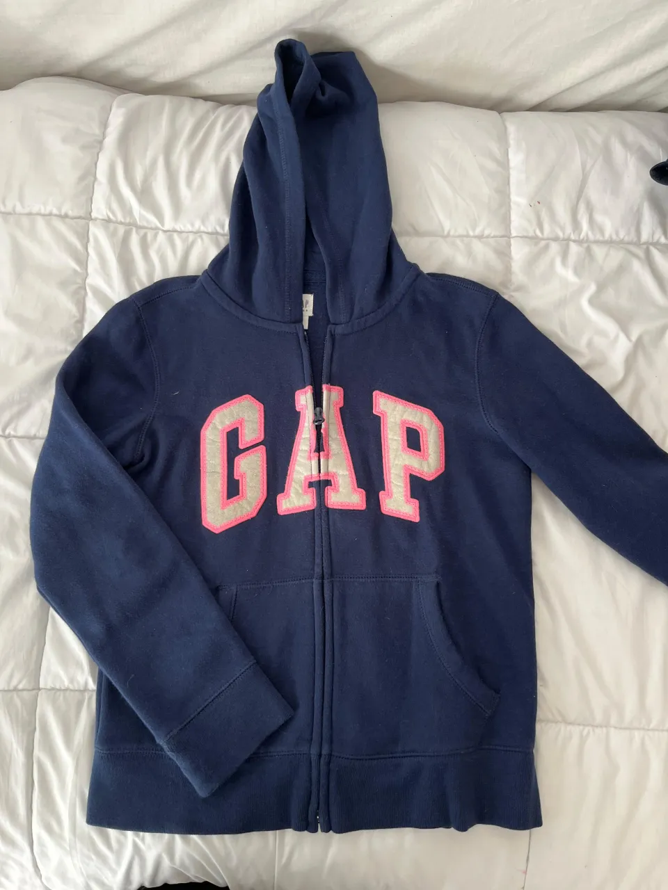 Buzo GAP - imagen 1