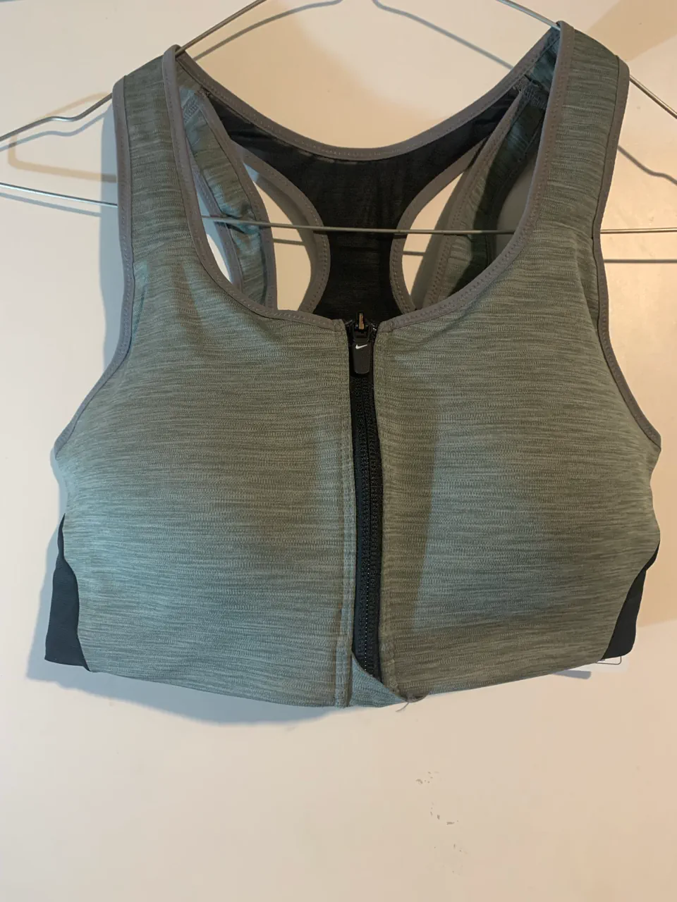 Nike · Talle M