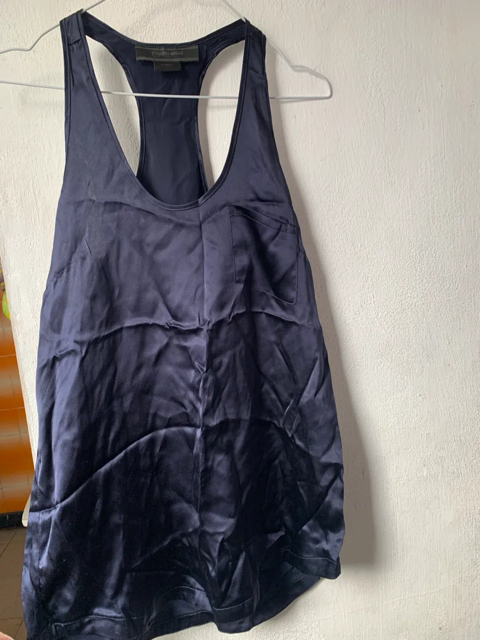 Musculosa Etiqueta Negra · Talle XS