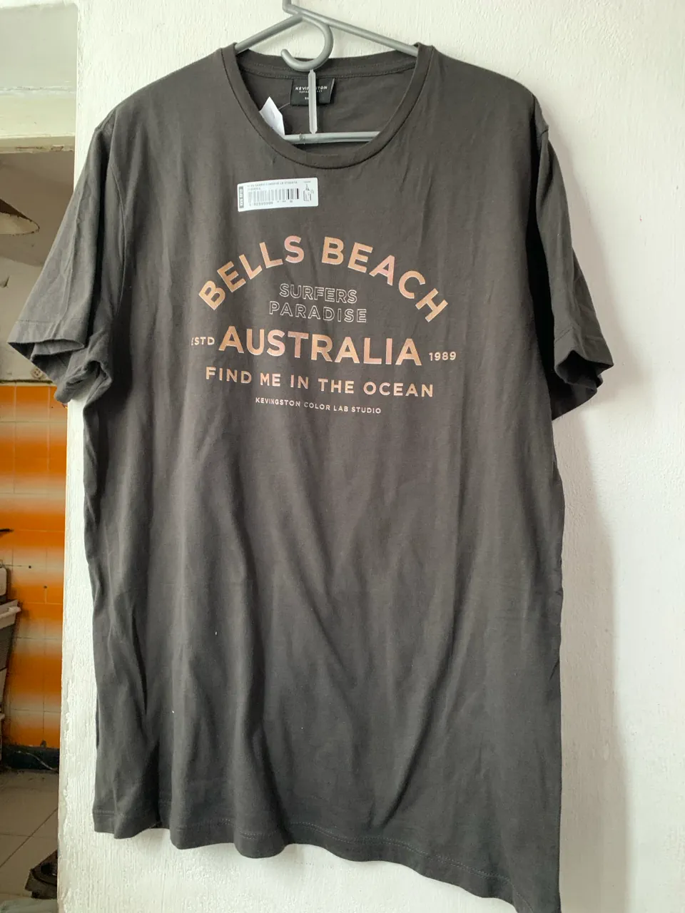 Remera Kevingston · Talle M