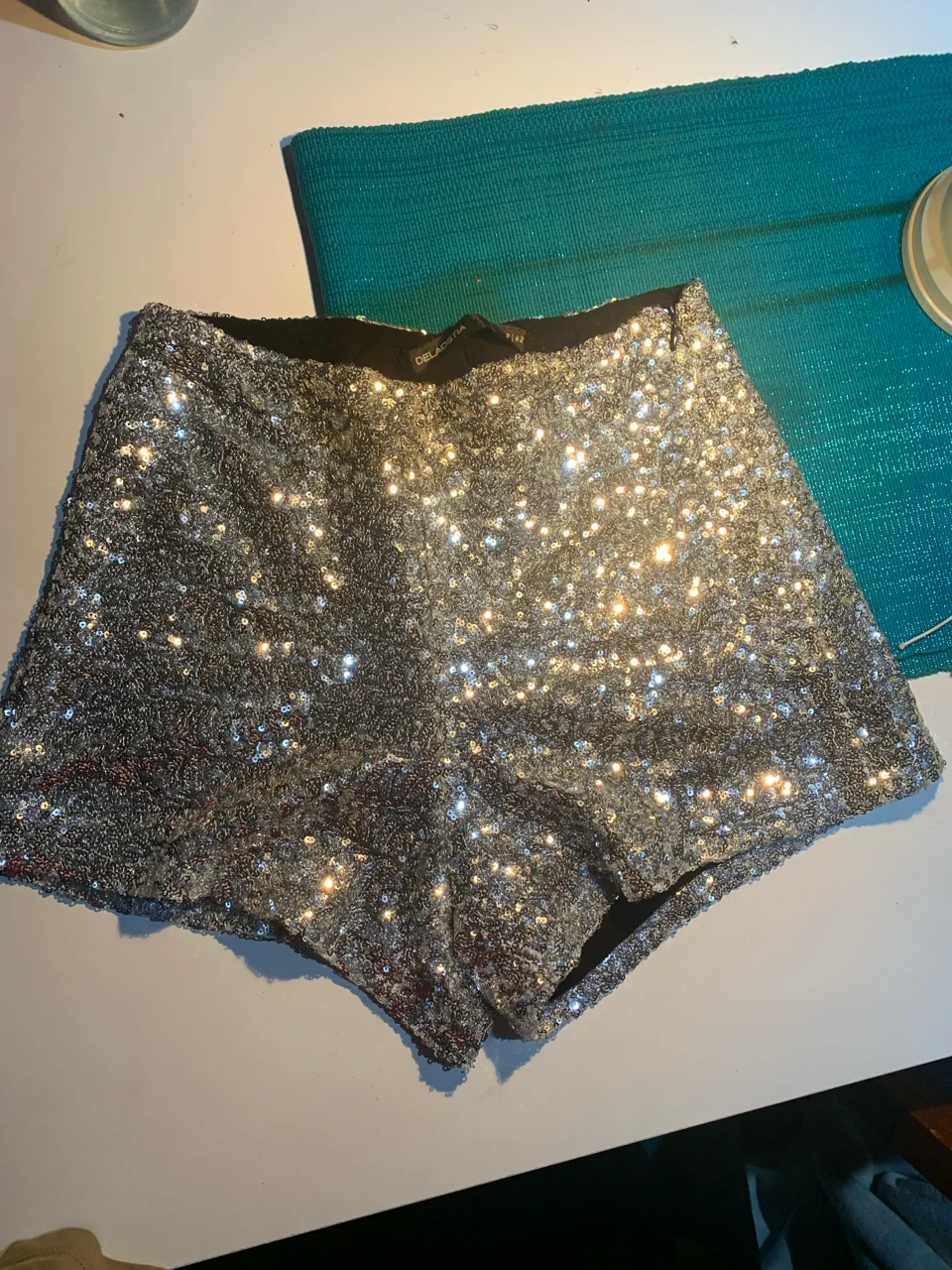 Short Delaostia - imagen 1