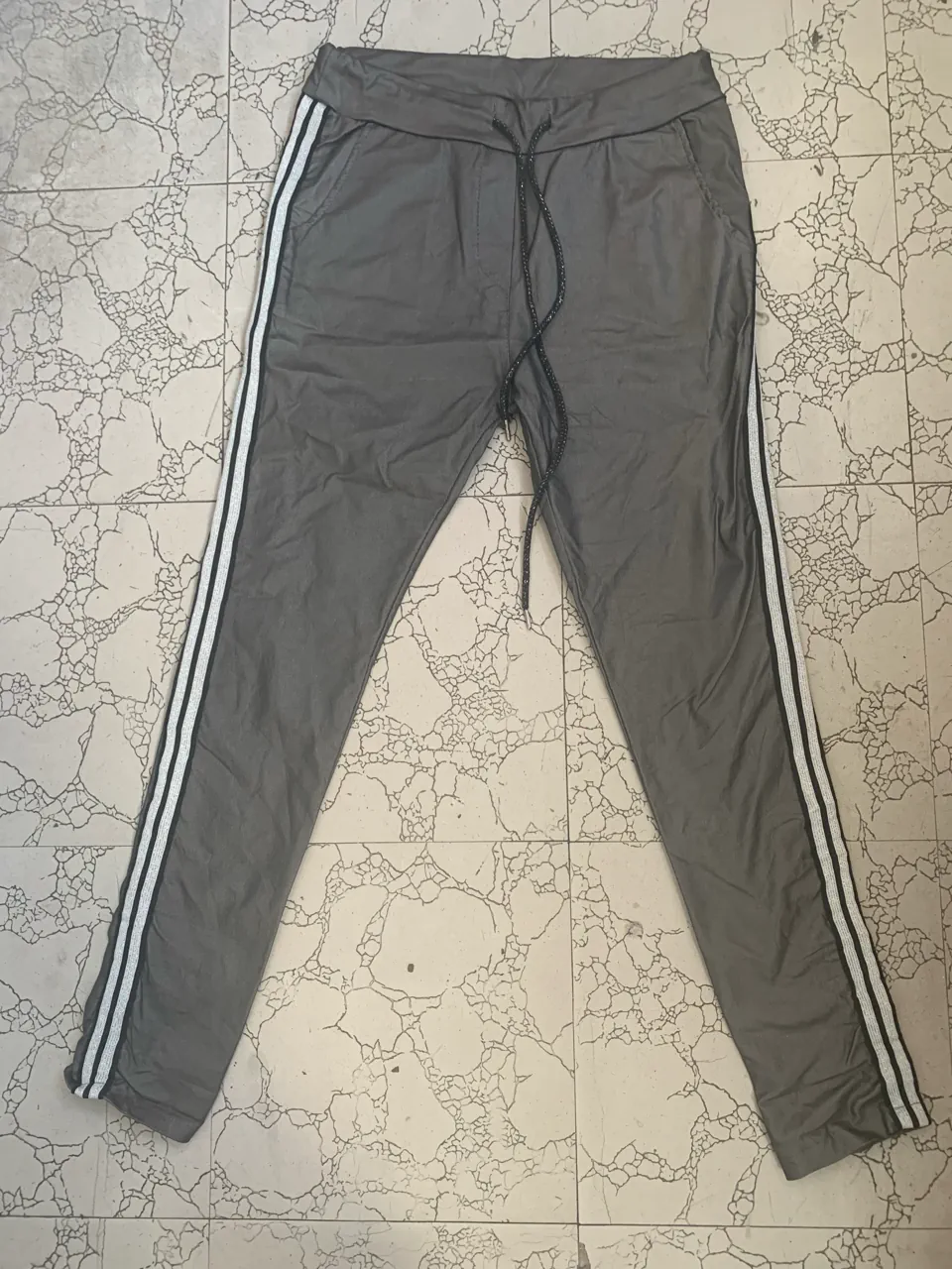 Pantalón Sin marca · Talle 2