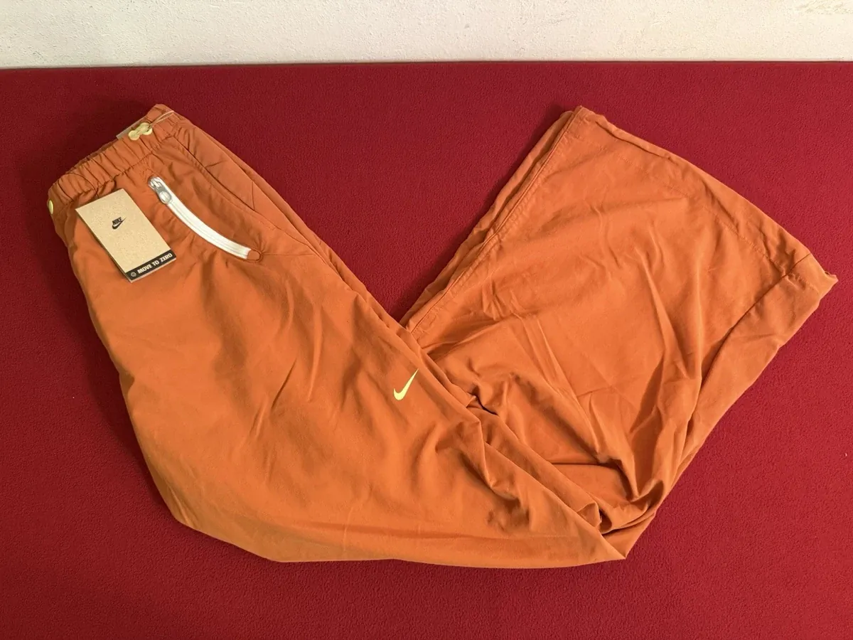 Pantalón Nike - imagen 1