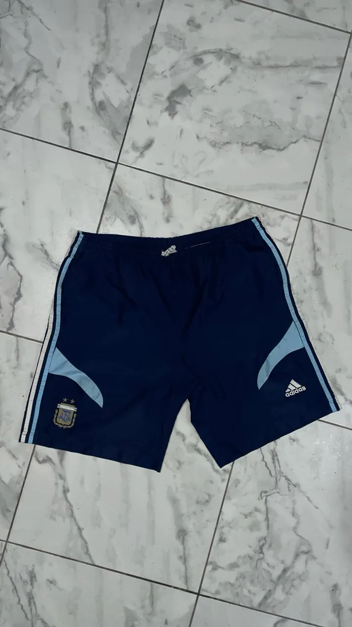 Short adidas - imagen 1
