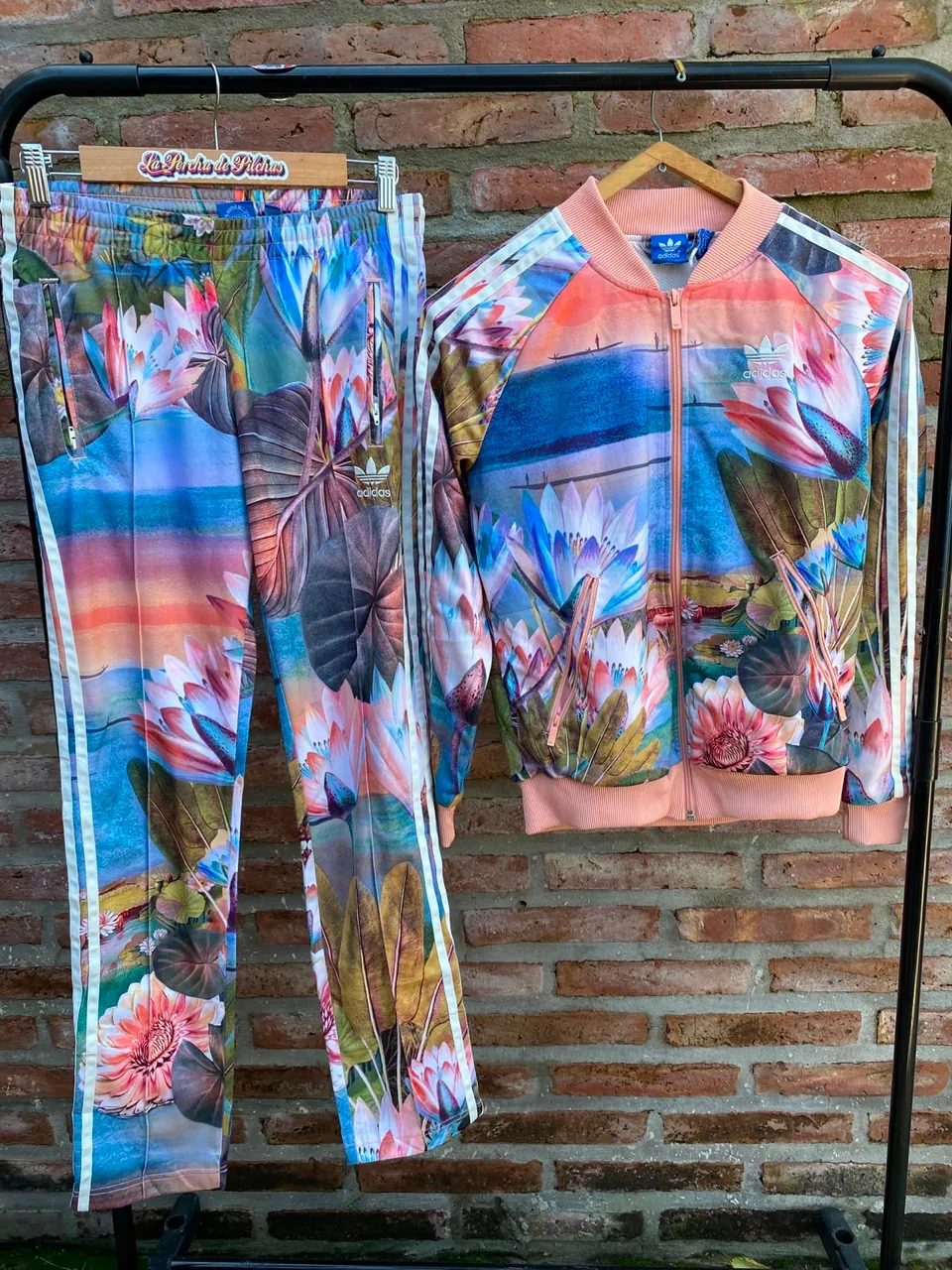adidas · Talle M
