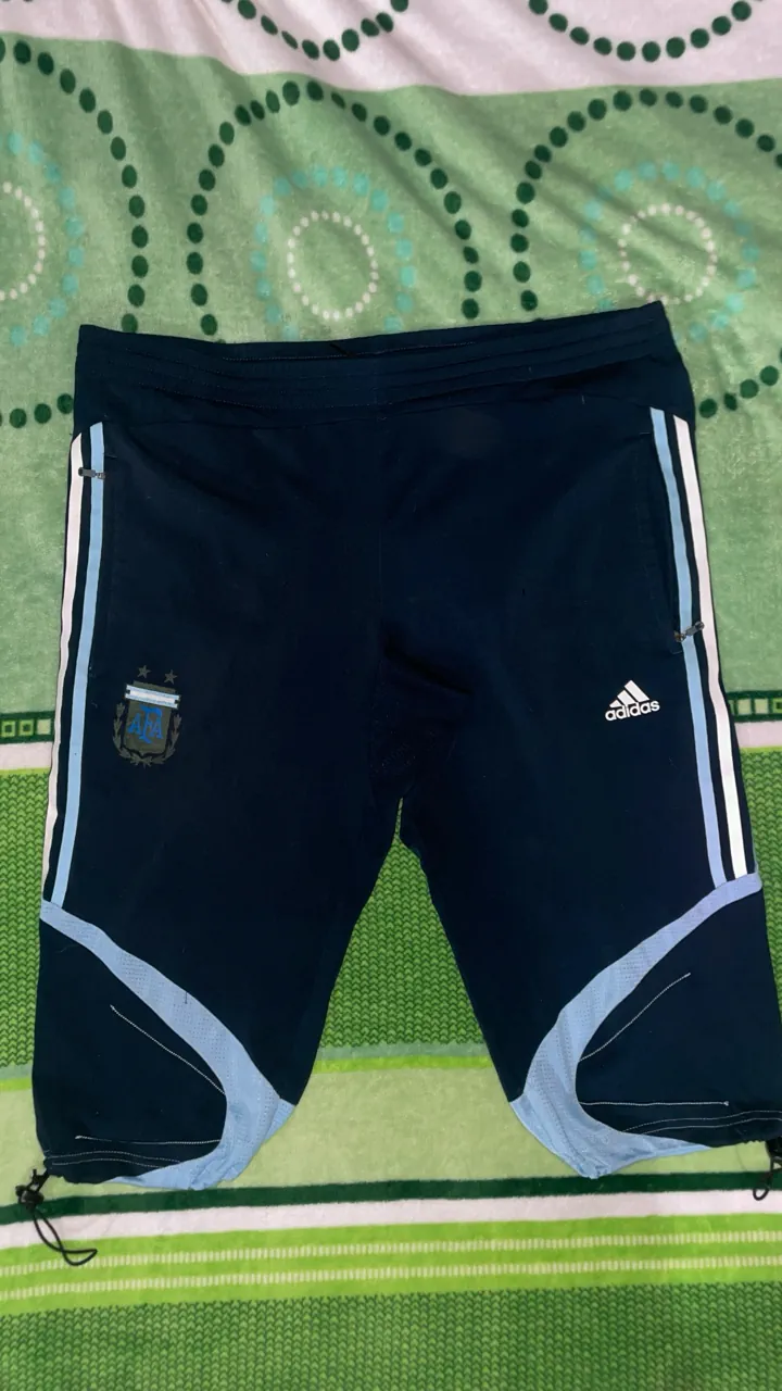 Short adidas - imagen 1