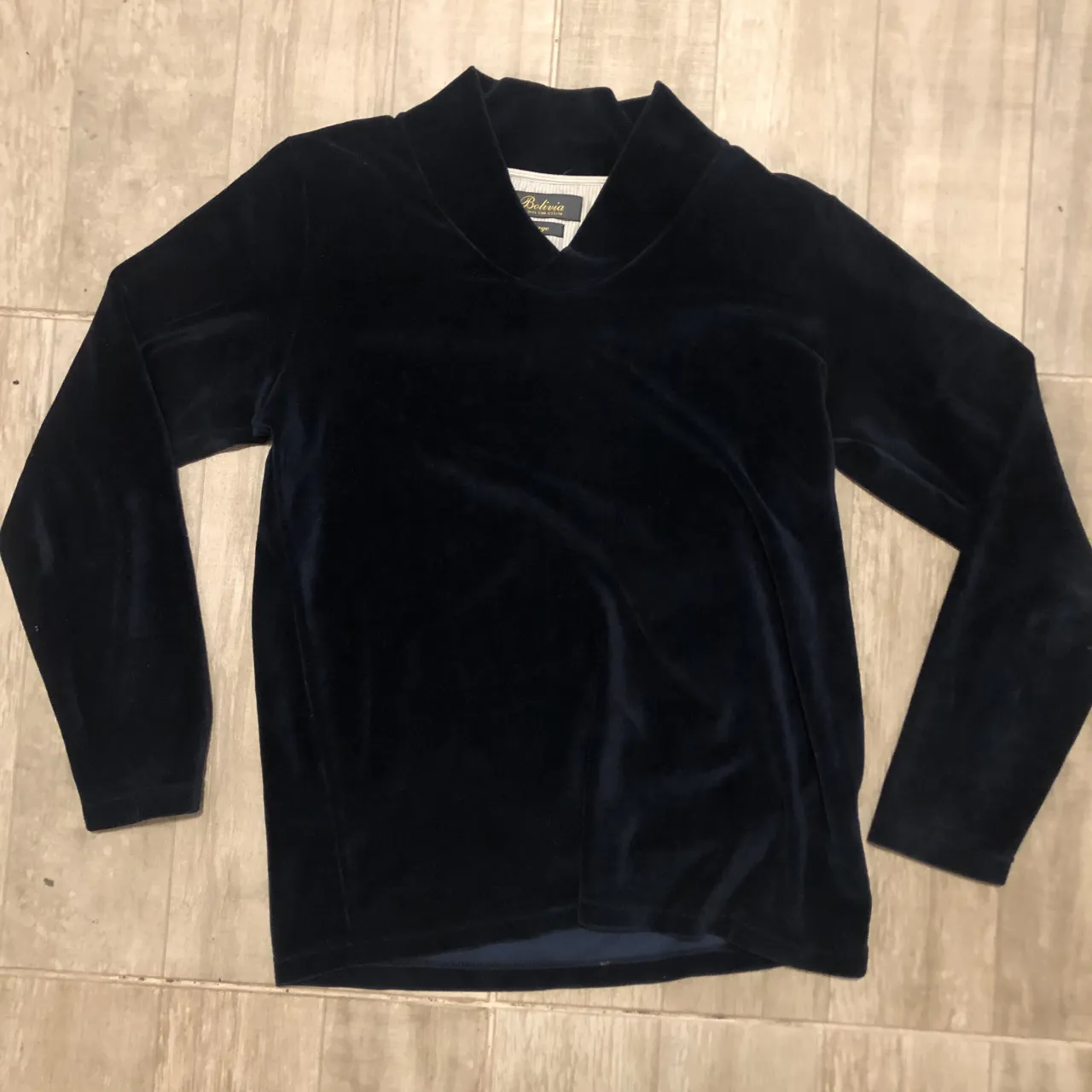 Remera Bolivia · Talle L