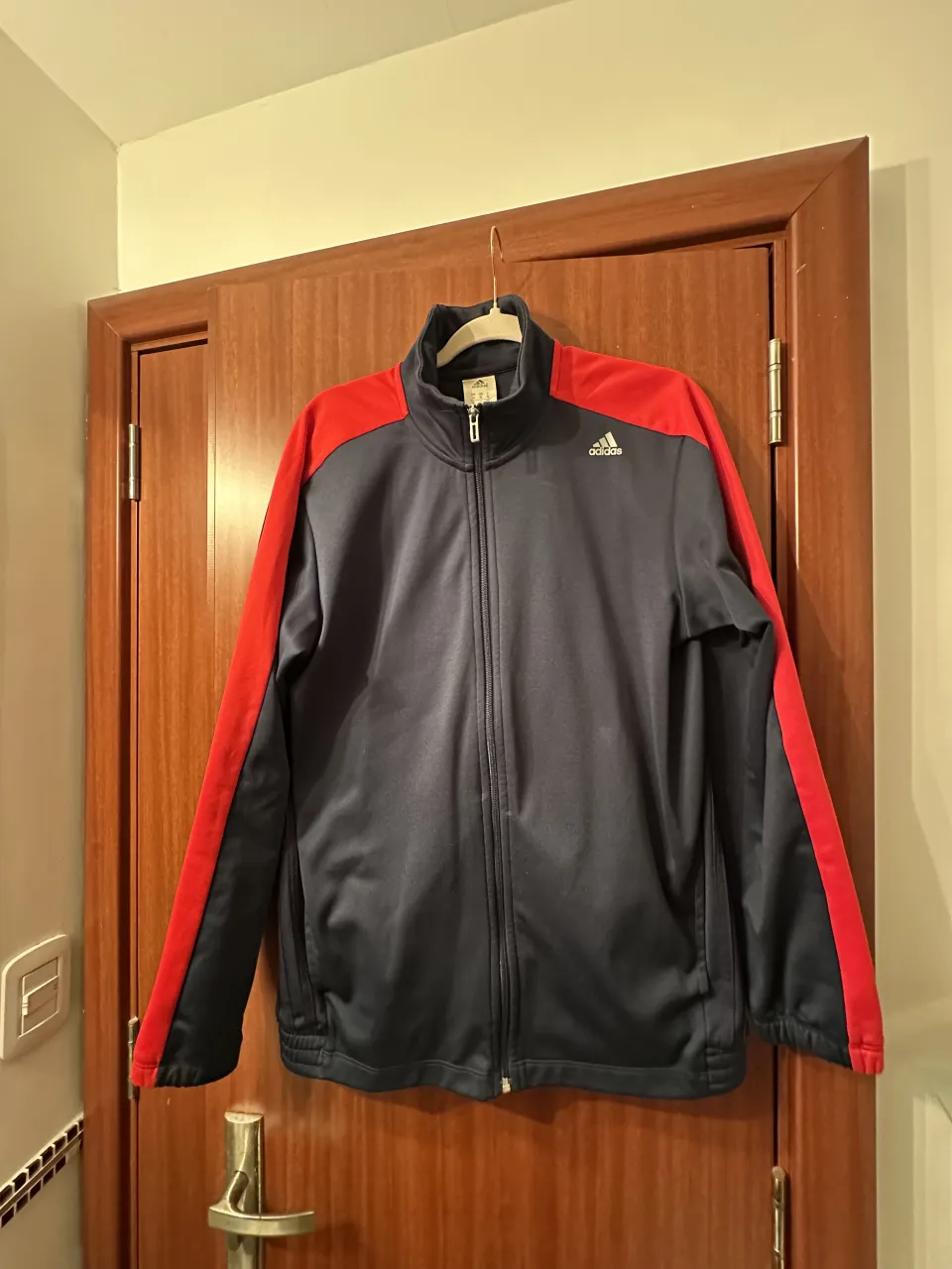 Buzo adidas - imagen 1