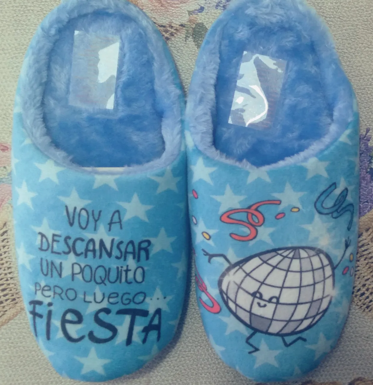Pantuflas Otra · Talle AR 36