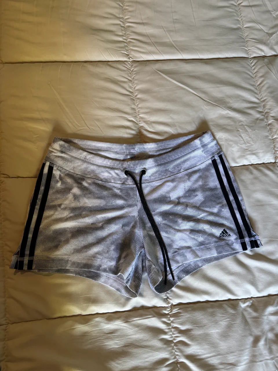 Short adidas - imagen 1