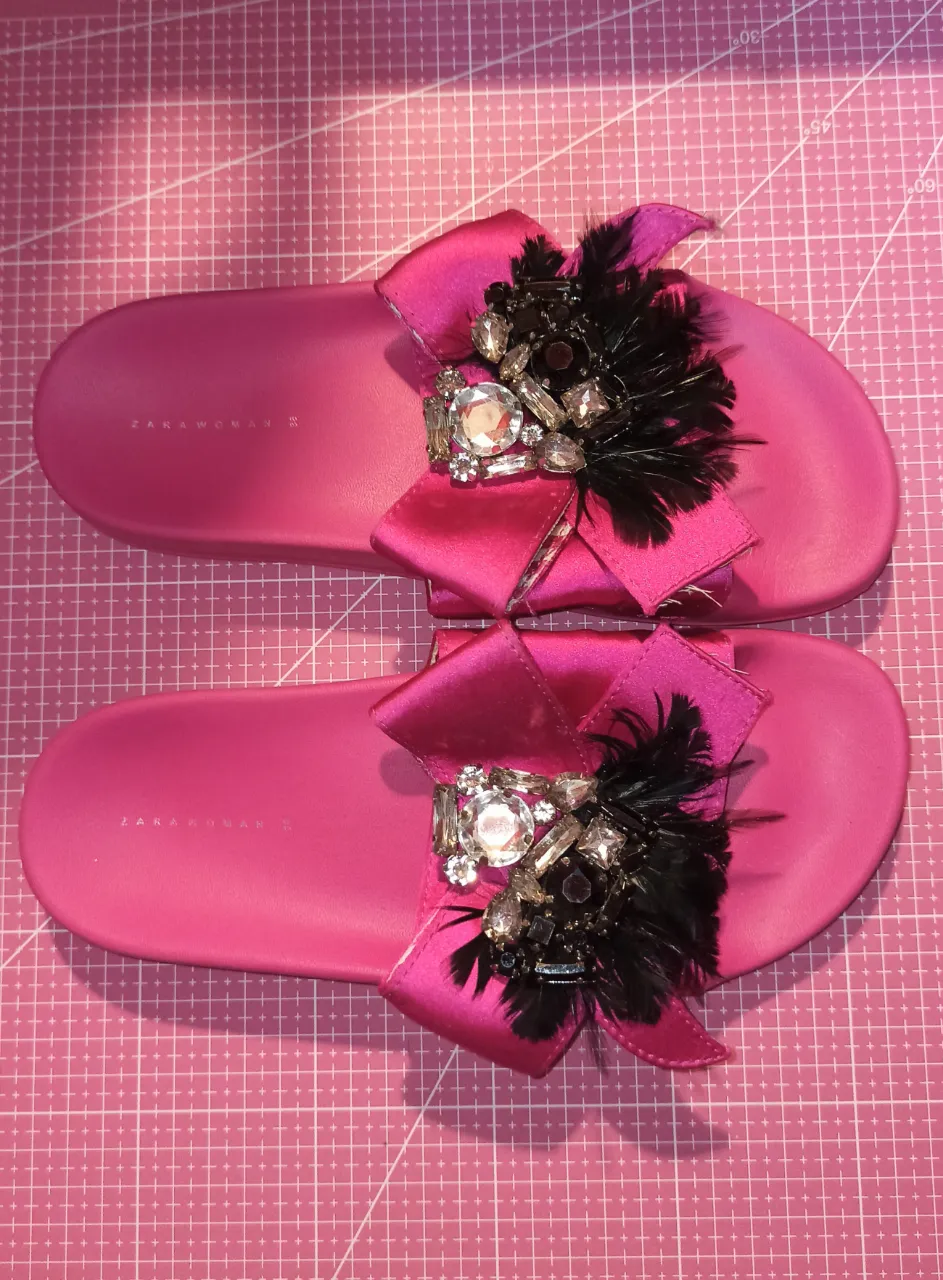 Zara · Talle AR 35