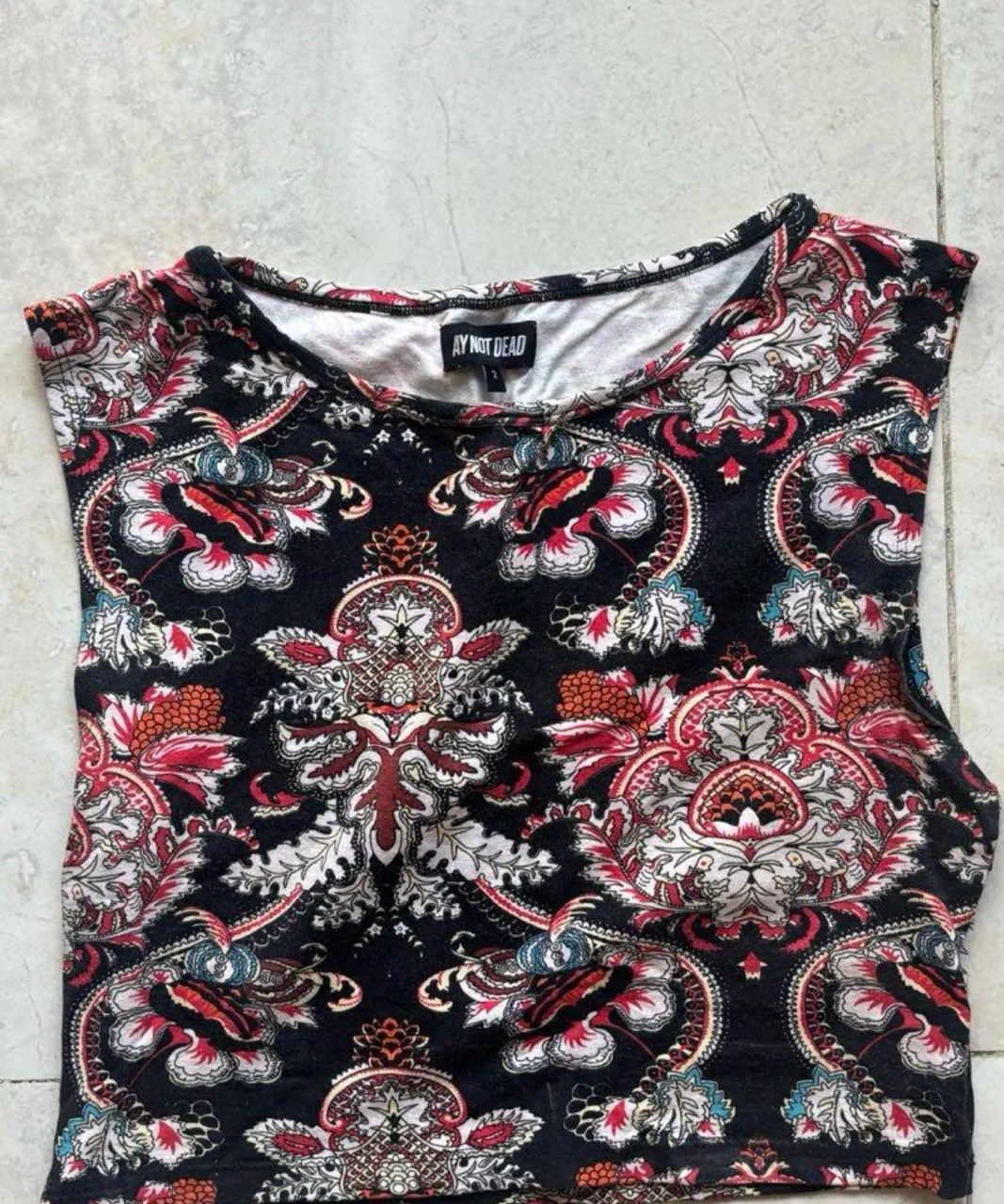 Musculosa Ay Not Dead · Talle S
