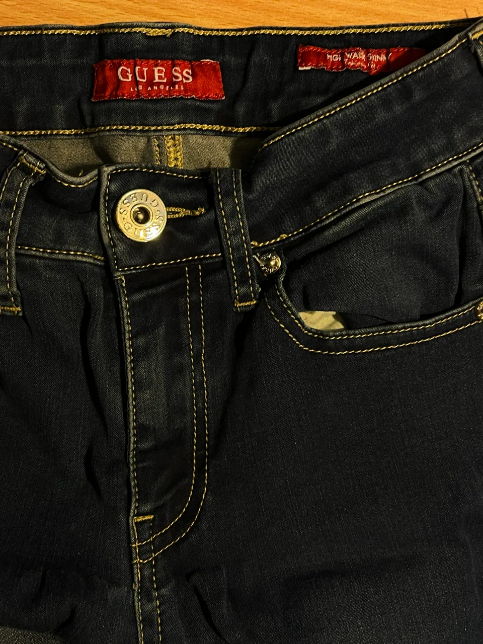Jean GUESS - imagen 1