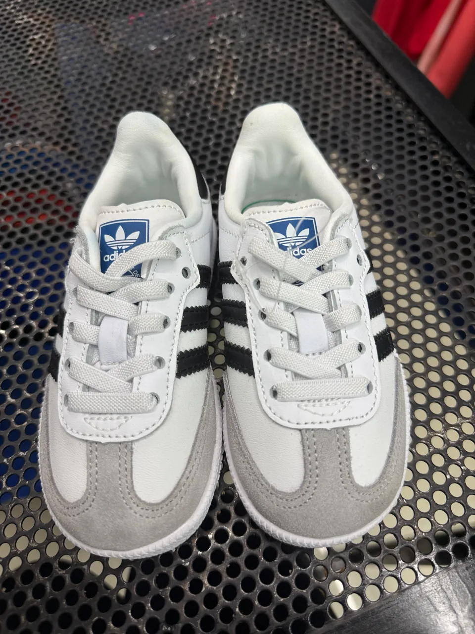 Zapatillas adidas · Talle AR 24