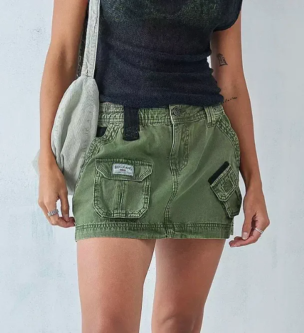 Urban Outfitters · Talle S