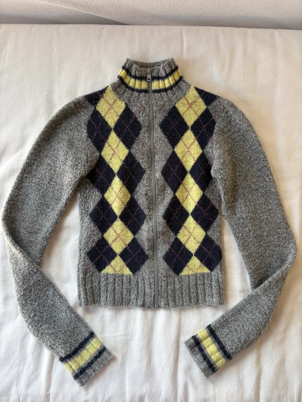 Campera Urban Outfitters - imagen 1