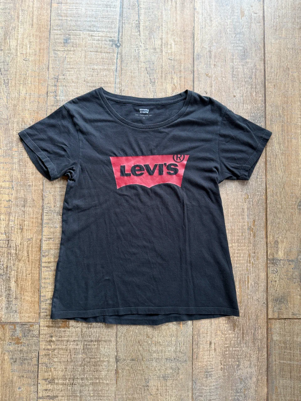 Remera Levi's - imagen 1