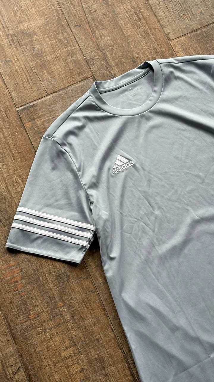 Remera adidas - imagen 1