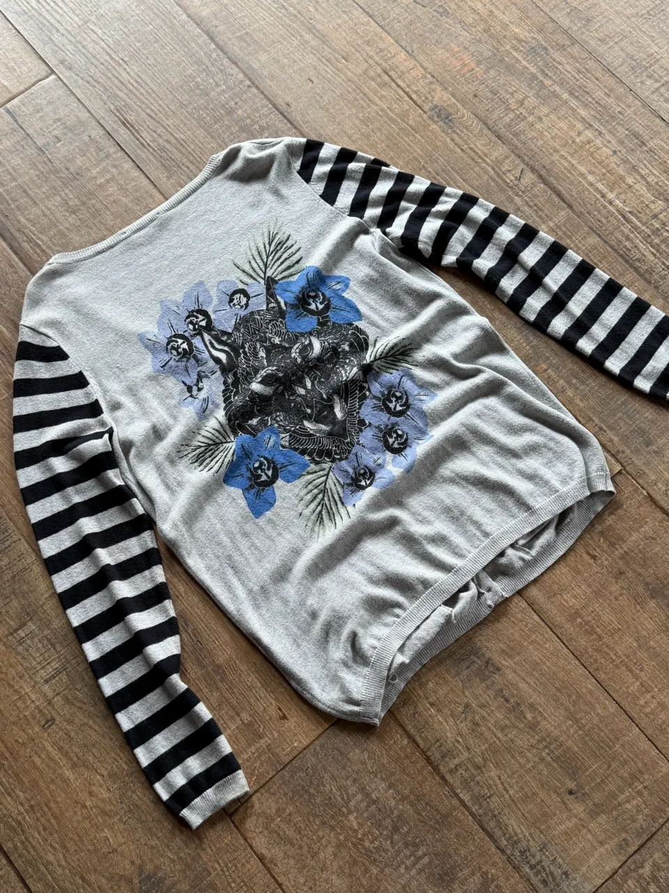 Cardigan Ayres - imagen 1