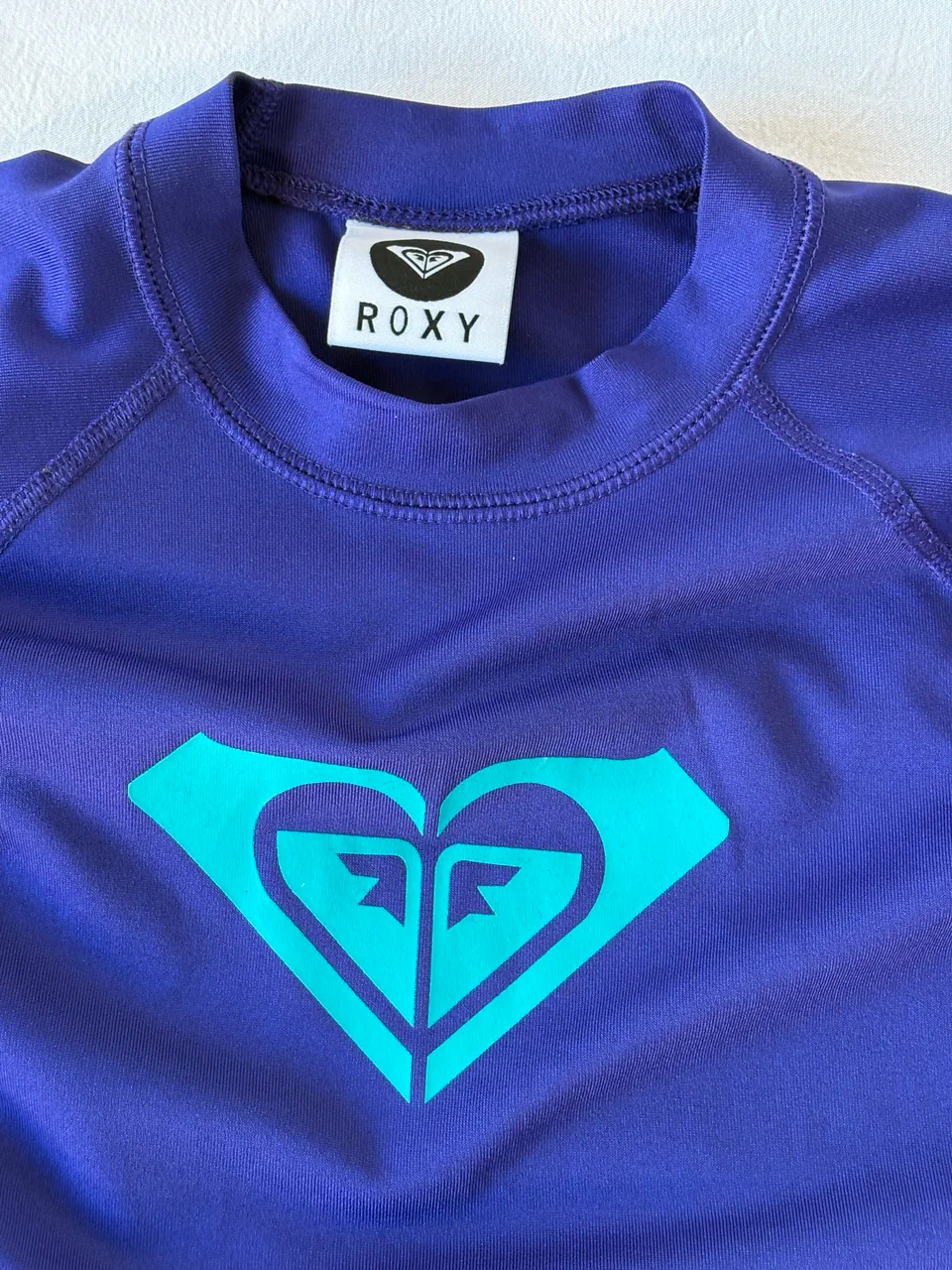 Remera Roxy · Talle L