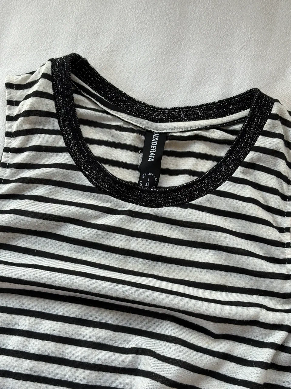 Musculosa Desiderata - imagen 1