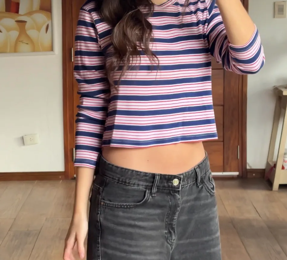 Remera Zara Trafaluc · Talle M