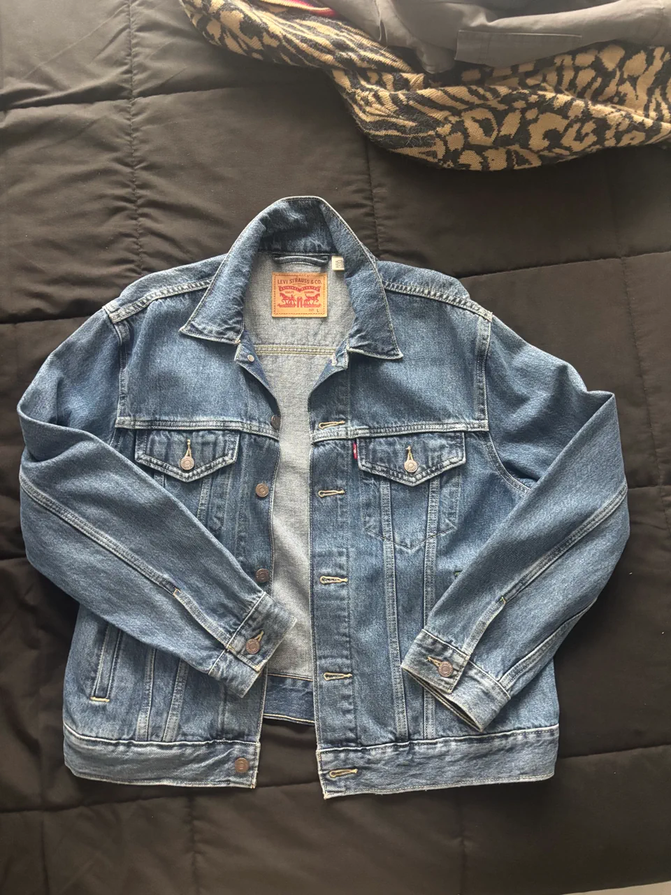 Levi's · Talle L