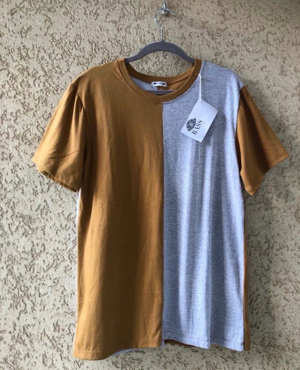 Remera Rass · Talle M